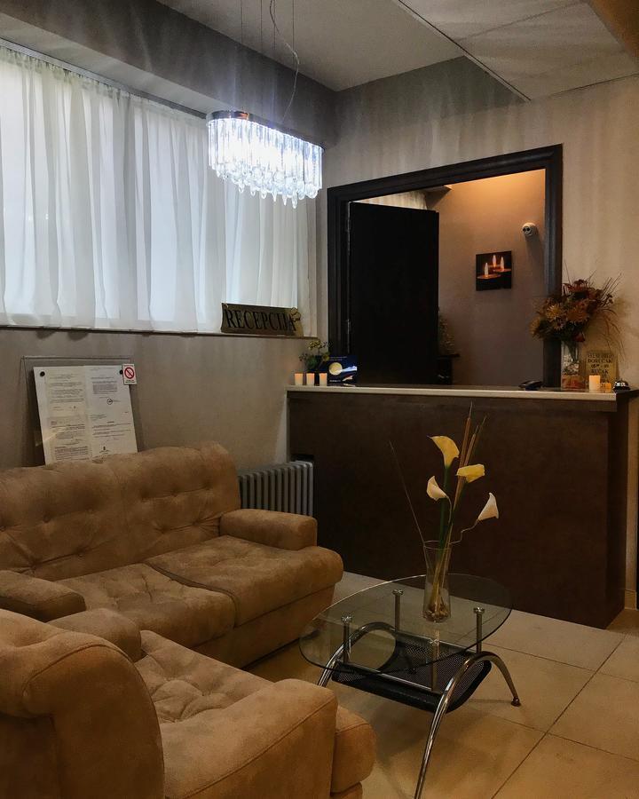 Golden Inn Hotel Majdanpek Bagian luar foto
